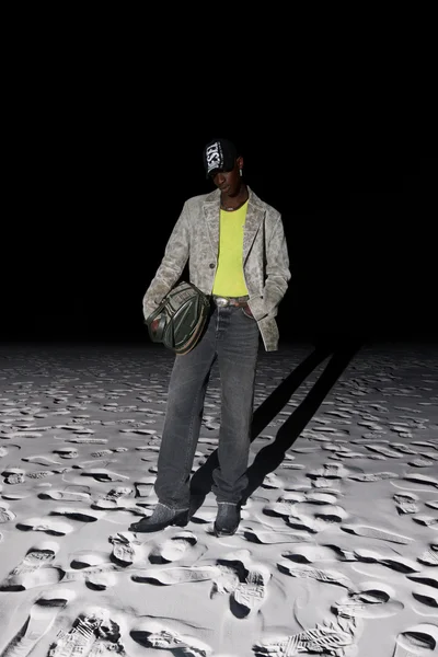 Look 44